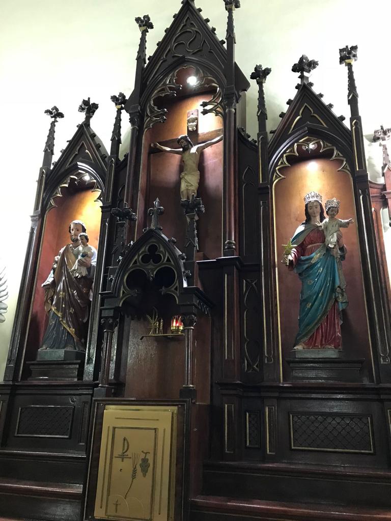 Exemplo de restauração de cadeira